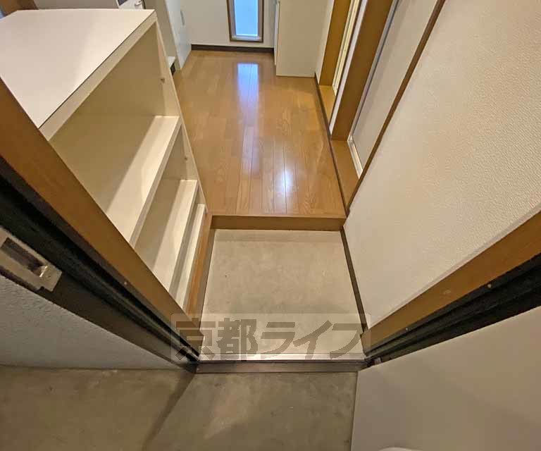 玄関　玄関です。