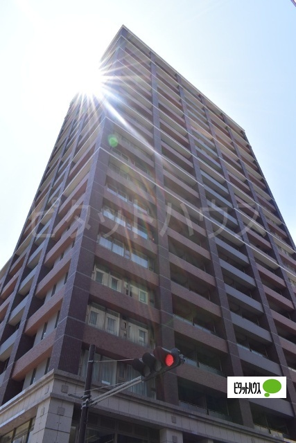 建物外観　２３階建タワーマンション