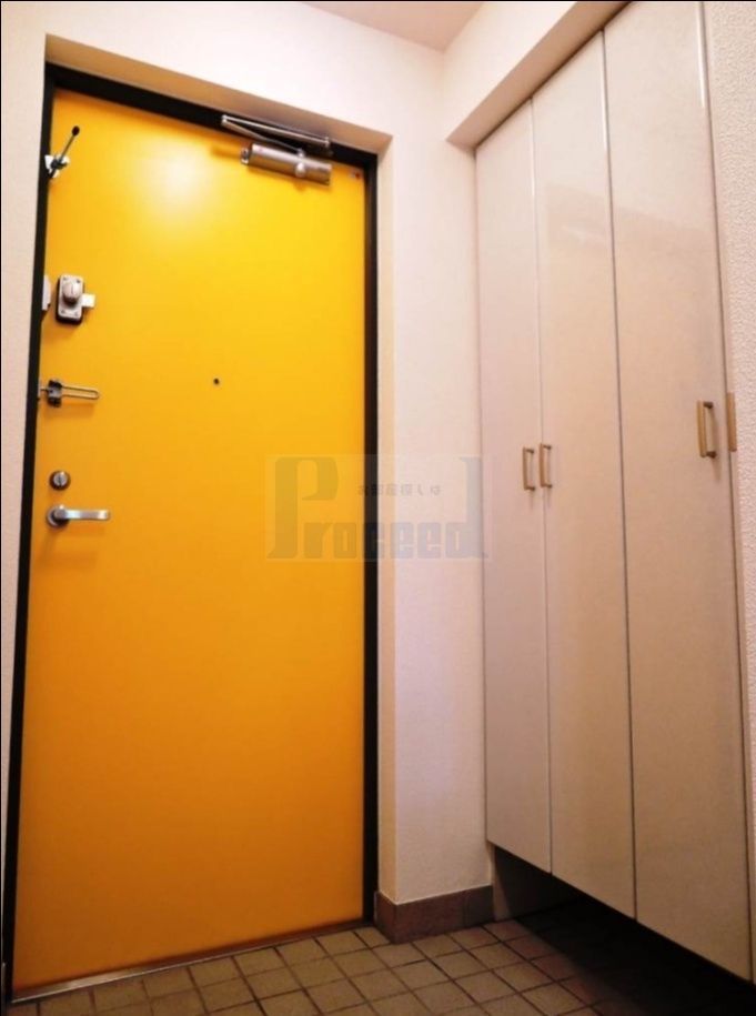 玄関　※別部屋参考写真※現況優先です