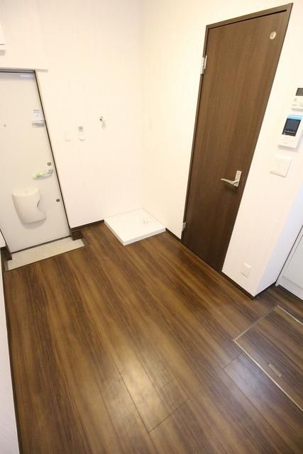 その他部屋・スペース　★つやのあるフローリング★