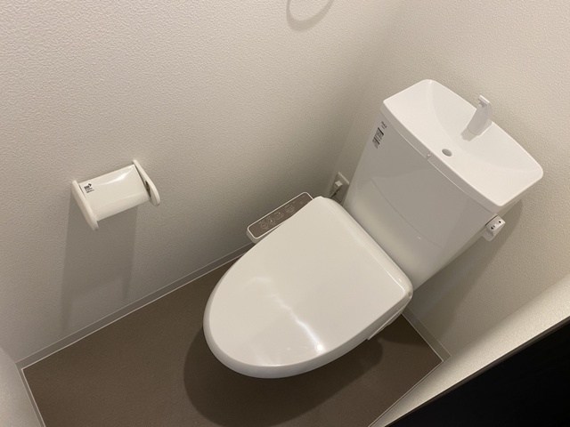 トイレ　参考写真