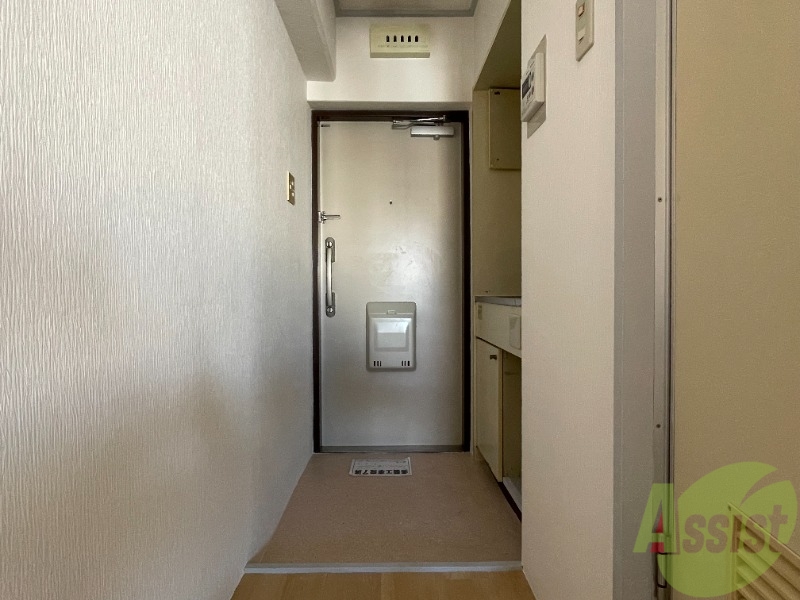 玄関　ゆとりある設計で、お客様を心地よく迎える玄関口。