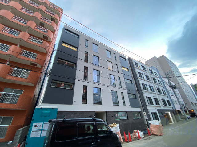 建物外観　札幌市中央区南５条西「ＣＧ　ＨＯＭＥＳ　南５条」