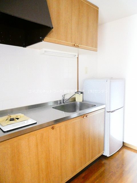 キッチン　画像は405号室です（参考）