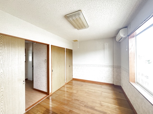 居室・リビング　【参考画像】他のお部屋の画像になります。