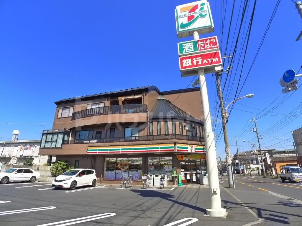 コンビニ　セブンイレブン足立島根店（コンビニ）まで240m