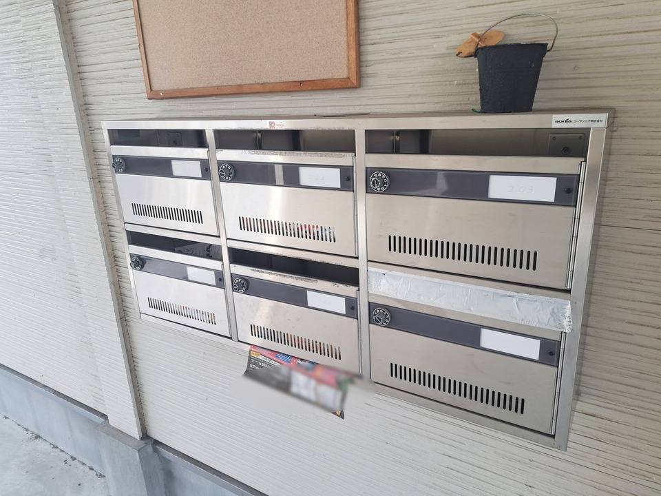 エントランス　メールBOX