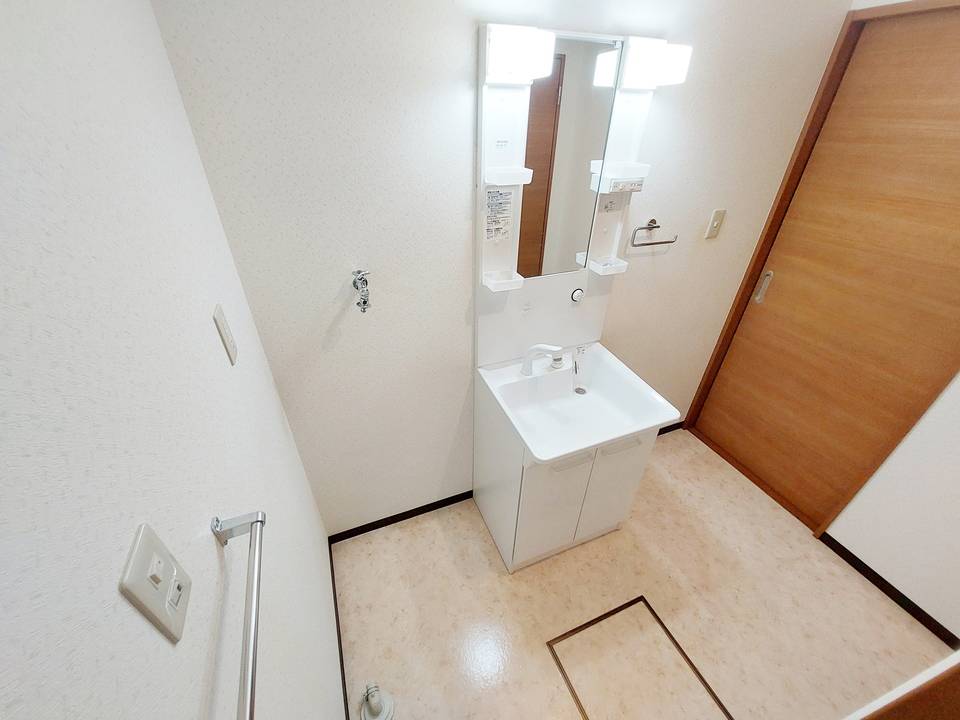 洗面設備　洗濯機置場