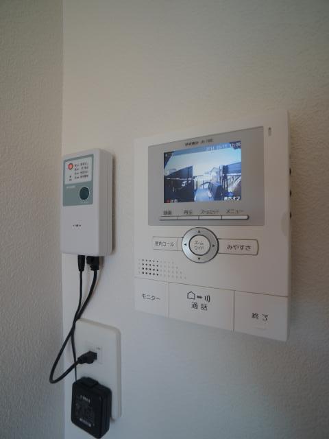 セキュリティ　訪問者が一目で分かる、安心のＴＶモニタ付インターホン！