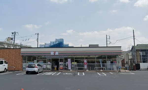 コンビニ　セブン-イレブン 越谷大竹店（コンビニ）まで800m