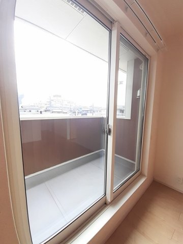 バルコニー　広々としたバルコニーです