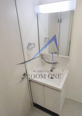 洗面設備　洗面台です。