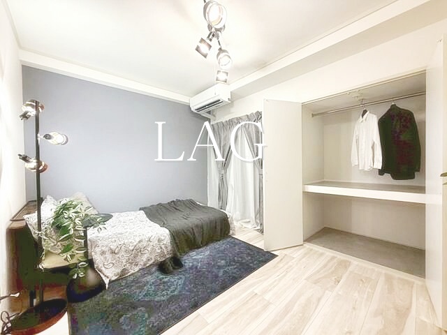 居室・リビング　洋室のお部屋です。家具はつきません。