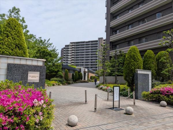 建物外観　エントランス