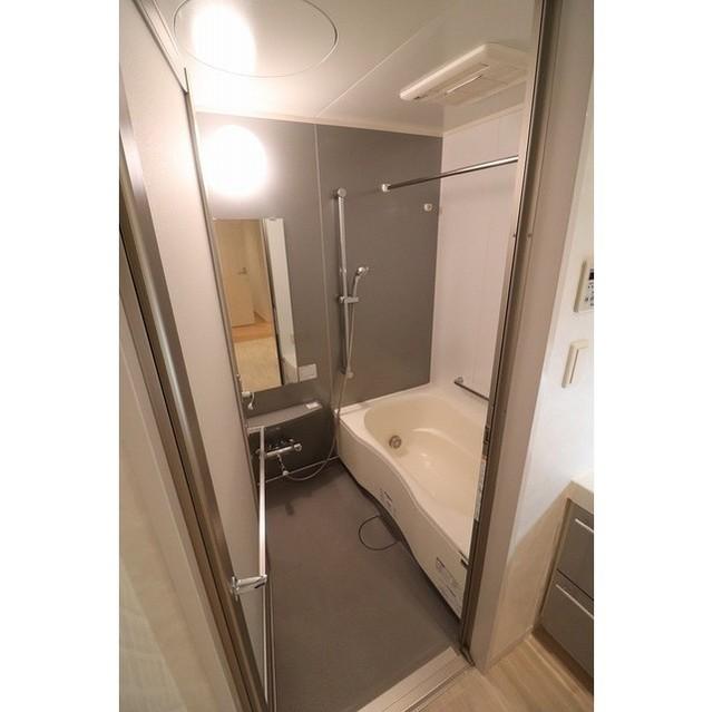 バス・シャワールーム　別タイプ部屋　参考写真です