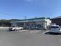 コンビニ　ファミリーマート神辺町道上店（コンビニ）まで685m