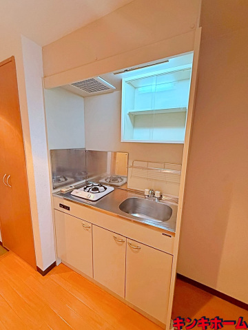 キッチン　写真は別のお部屋です。