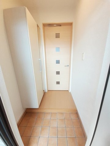 玄関　きれいな玄関です