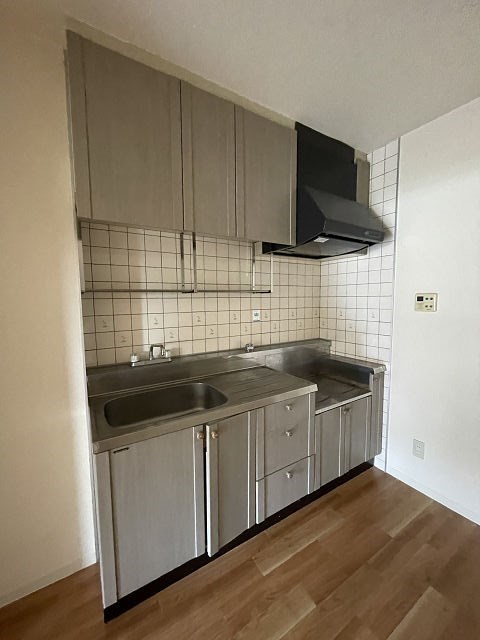 キッチン　コンパクトなキッチンで掃除もラクラク