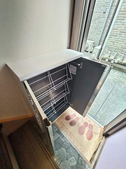 玄関　★過去募集時の写真です。シューズボックス♪