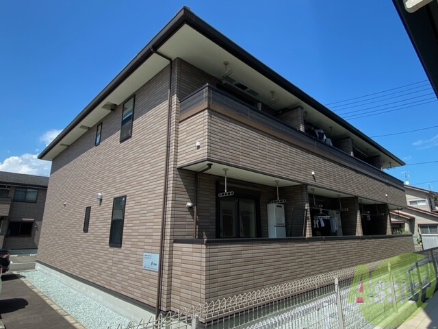 建物外観　名取市大手町「ベネフィスII」