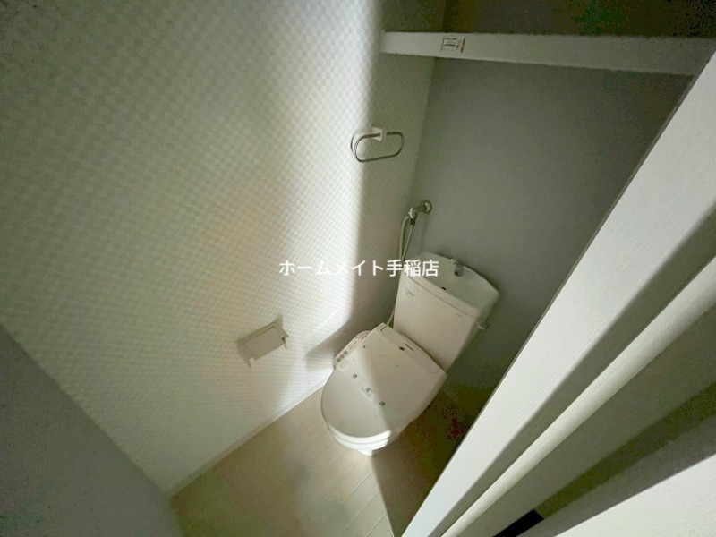 トイレ　温水洗浄暖房便座です！