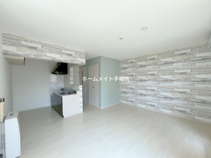 その他部屋・スペース　アクセントクロス付きです！