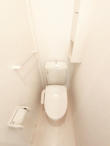 トイレ　トイレもきれいです