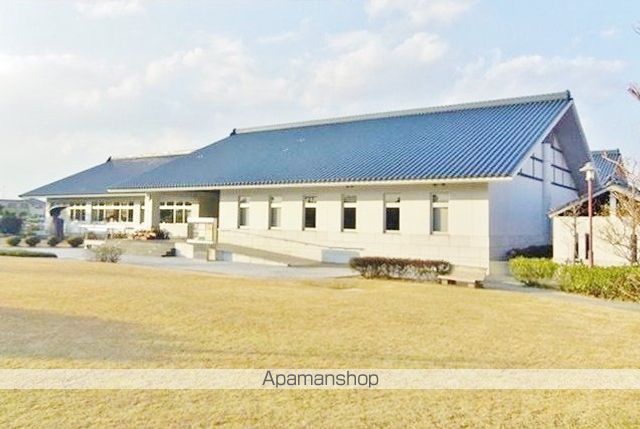 図書館　阿南市立那賀川図書館（図書館）まで1576m