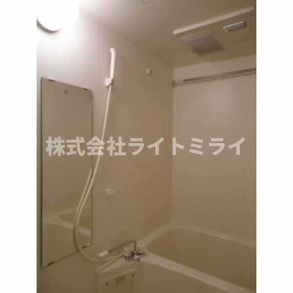 バス・シャワールーム　?
