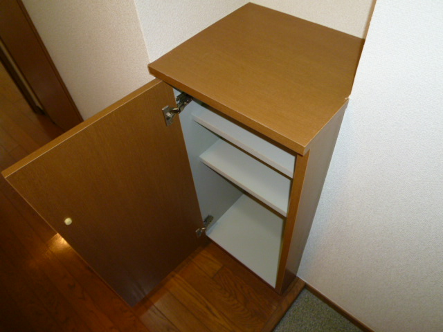 玄関　靴箱