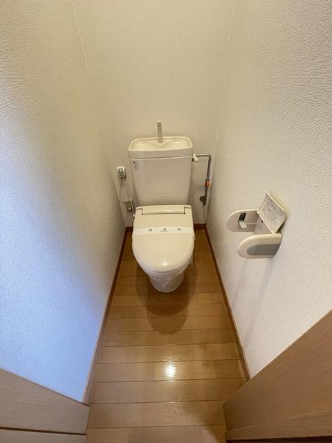 トイレ　トイレ