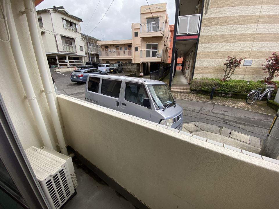 バルコニー　東向きのお部屋です