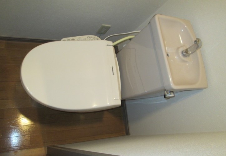 トイレ　シティハイツ東林間A号棟