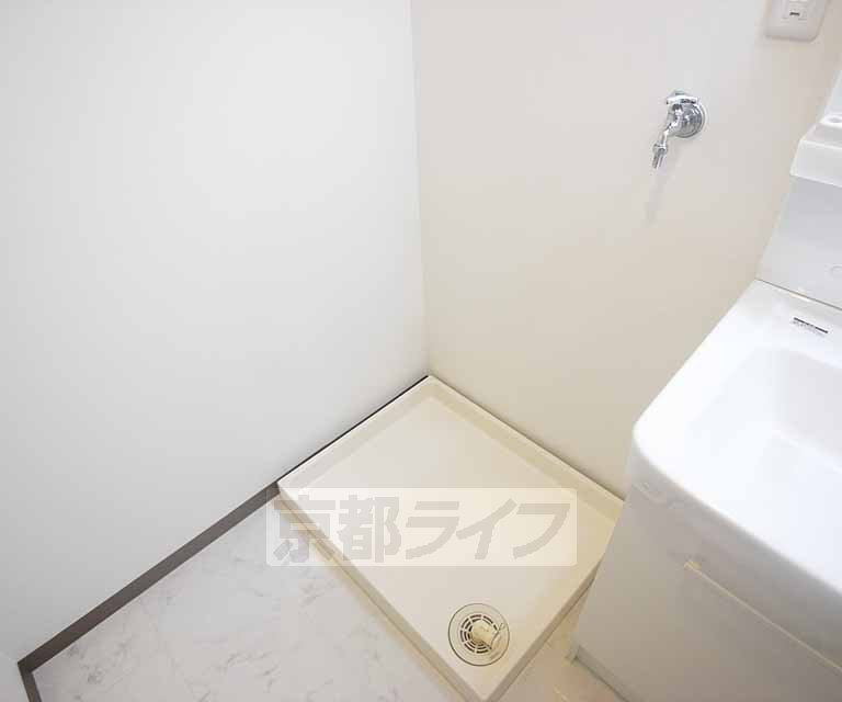 その他設備　洗濯機は脱衣所に設置可能です。