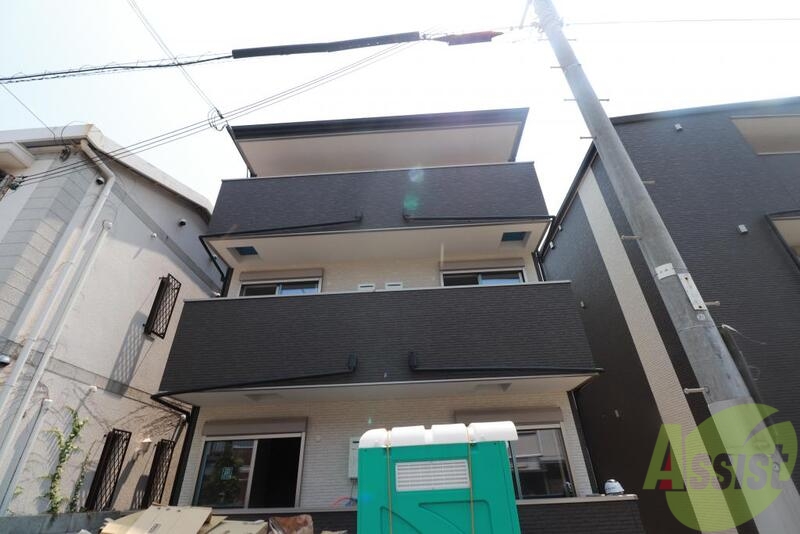建物外観　街並みに心地よく調和し、存在感と建物としての美しさにこだわる
