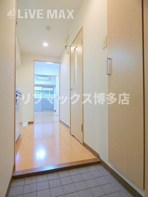 玄関　奥行きのある玄関部分★