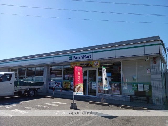 コンビニ　ファミリーマート奈良藤ノ木台（コンビニ）まで350m