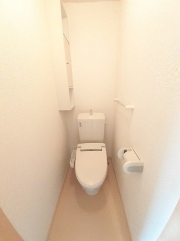 トイレ　トイレもきれいです