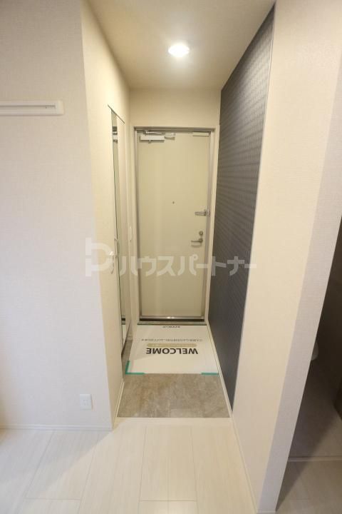 玄関　同物件別間取りの参考写真