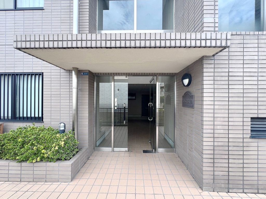 エントランス　エントランス