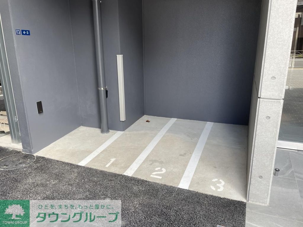 その他　バイク置き場