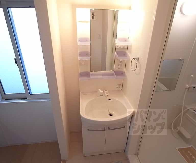 洗面設備　シャンプードレッサー装備