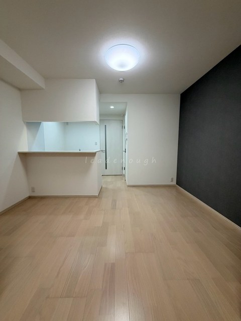 ウェルスクエア万代東の居間写真