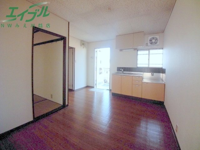 居室・リビング　※写真は別部屋です。