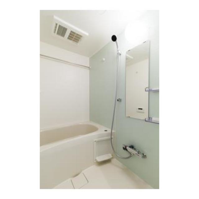 バス・シャワールーム　※写真は同タイプ住戸です。
