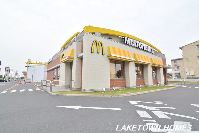 飲食店　マクドナルド 越谷レイクタウン店（飲食店）まで678m