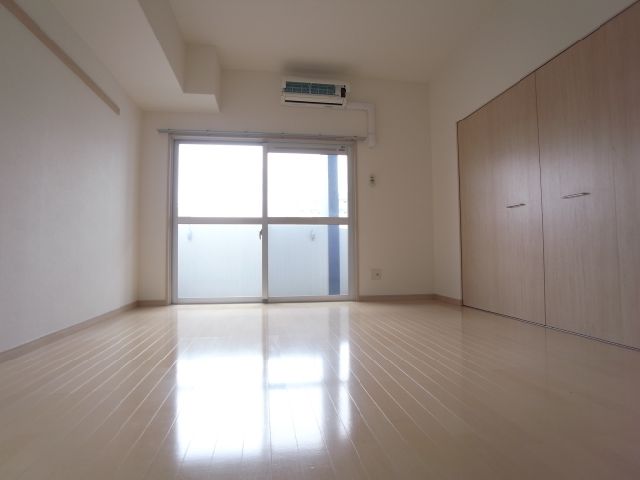 居室・リビング　お部屋