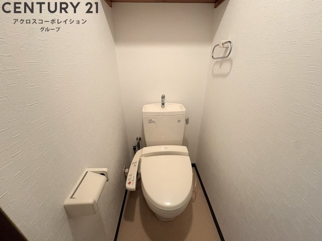 トイレ　お風呂とトイレ分かれてます！