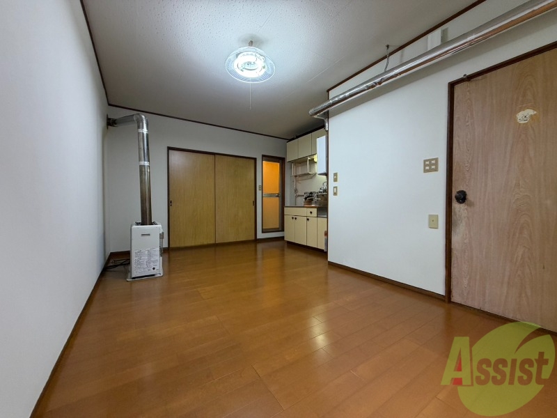 居室・リビング　広くてキレイなお部屋が広がっていて、充実した生活が送れそう。